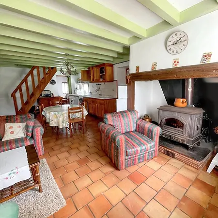 Vakantiehuis Charmante Avec Jardin Et Barbecue